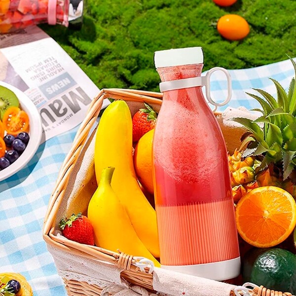 Licuadora Portátil Recargable Botella Con Agarre Usb Jugo Variante Color Rosa