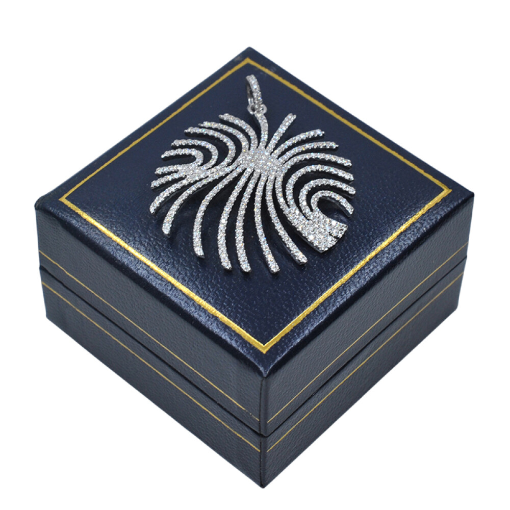 Colgante en oro 18k blanco con brillantes Colgante en oro 18k blanco con brillantes