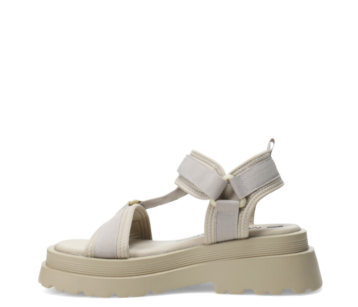 Sandalia CAYOBA estilo teva Beige