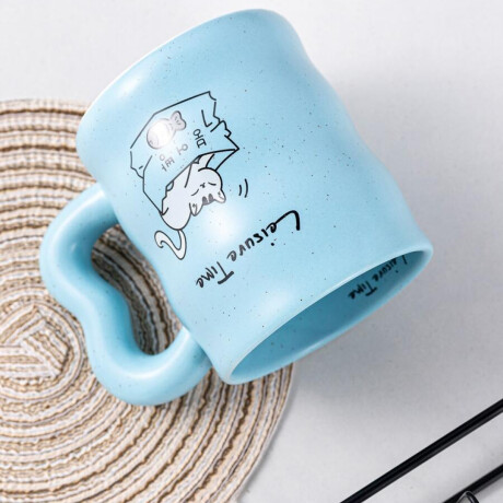 Taza De Cerámica Ondeada Gatito Celeste