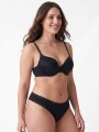 VEDETINA MARVIC NEGRO