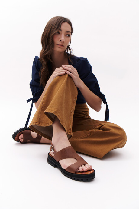 Sandalia Sol Camel