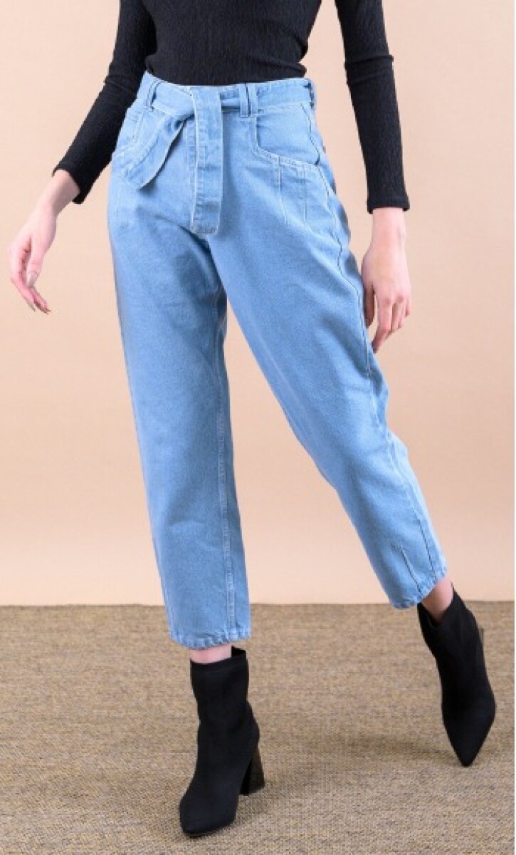 Jeans con Lazo. 
