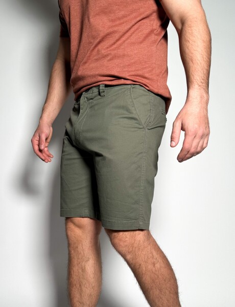 Bermuda corte vestir en gabardina Pekin Verde