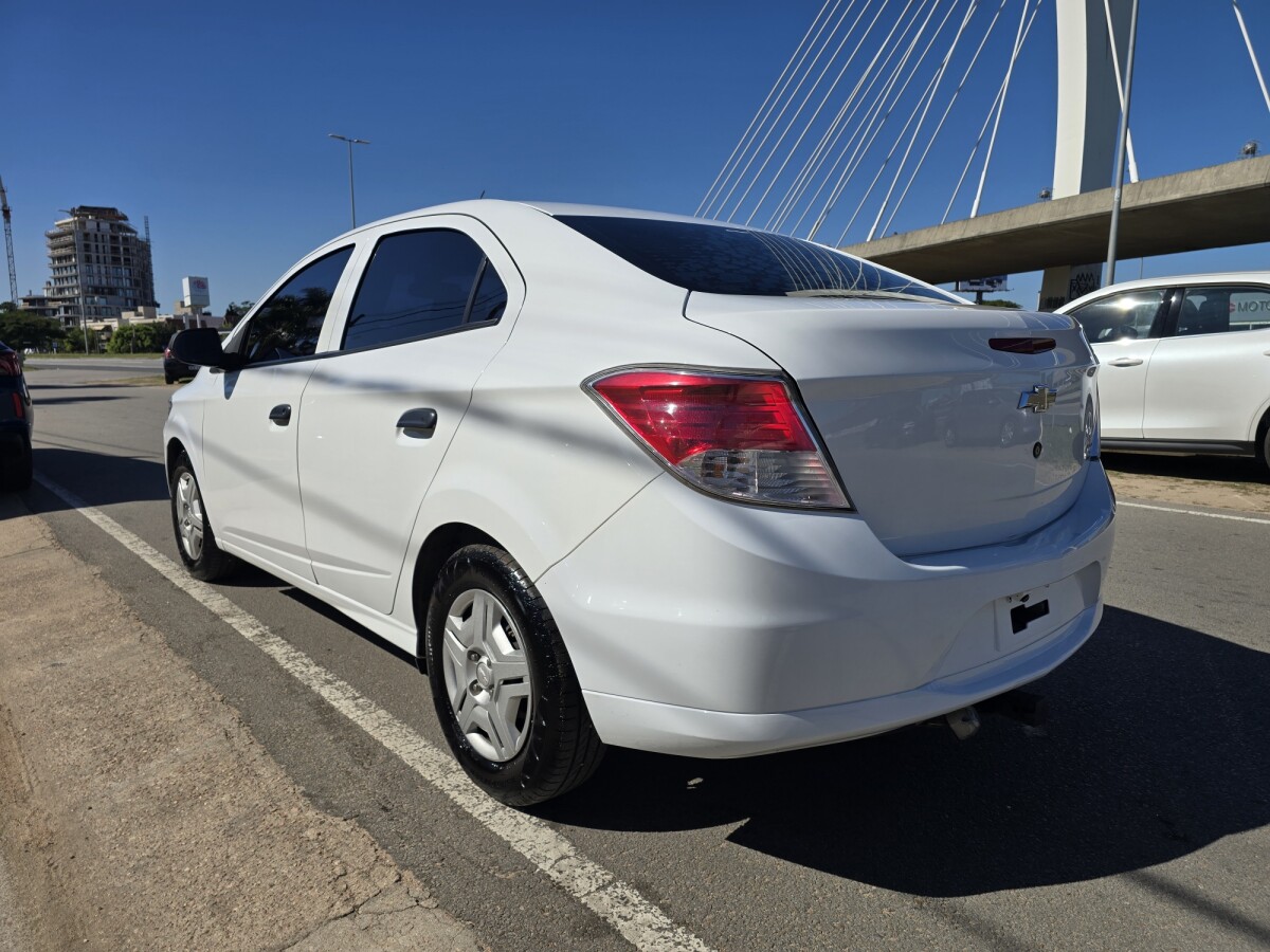 Chevrolet Prisma Joy 1.0 Extra Full| Permuta / Financia Chevrolet Prisma Joy 1.0 Extra Full| Permuta / Financia
