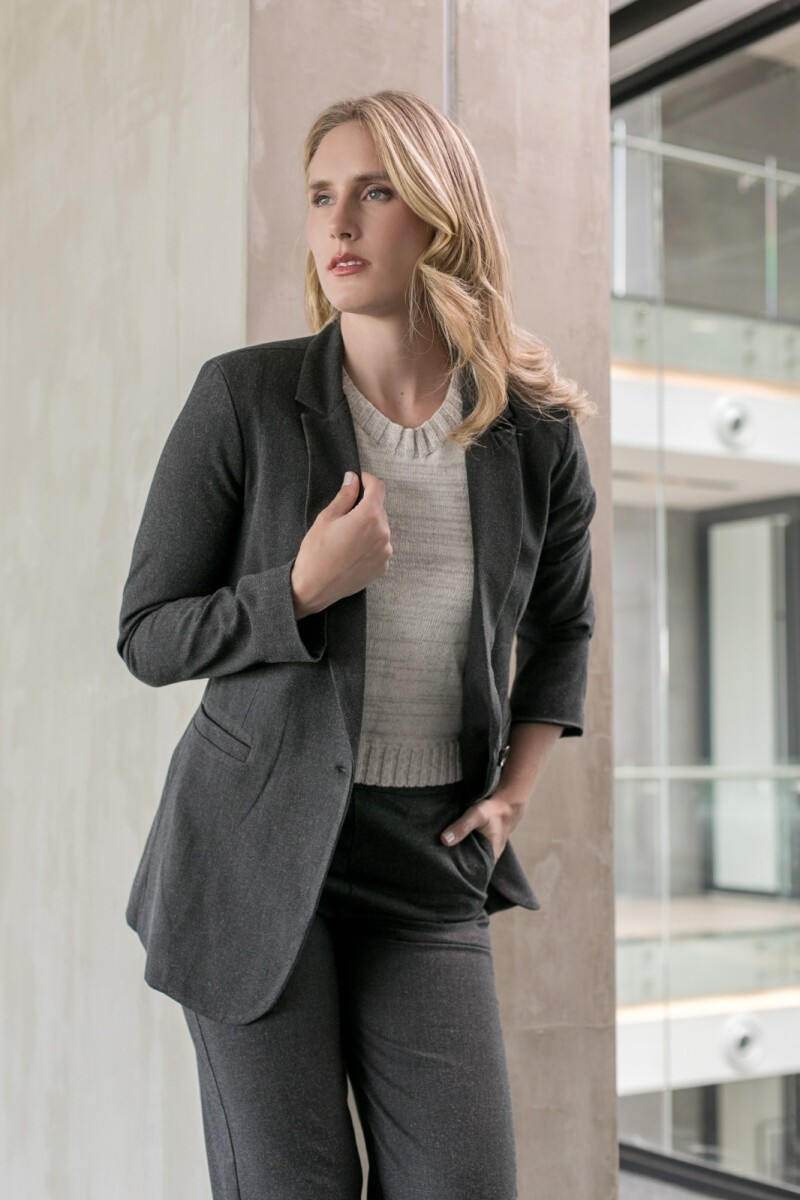 Blazer Oversize. Gris Oscuro