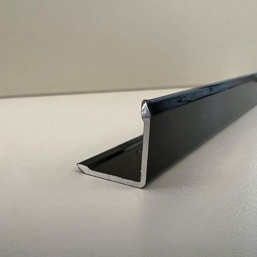 Tapacanto de Aluminio Negro 16 mm Tapacanto de Aluminio Negro 16 mm