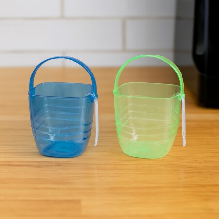 HIELERA PLASTICA CON ASA HIELERA PLASTICA CON ASA