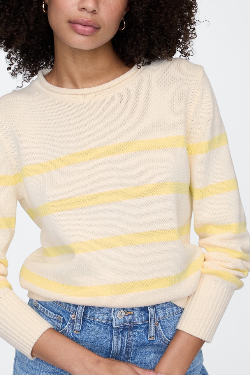 Buzo Básico Mujer Pale Banana 12-0824Tcx
