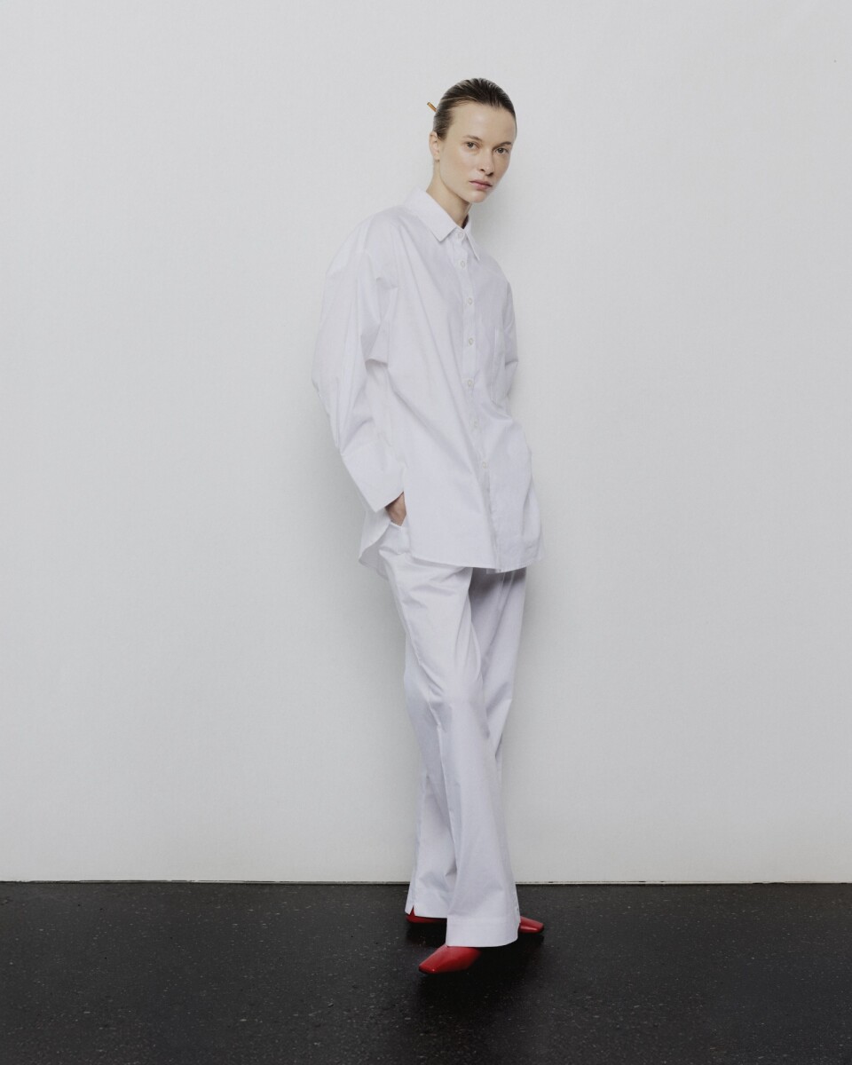 0017 CLASSIC SHIRT BLANCA CON 