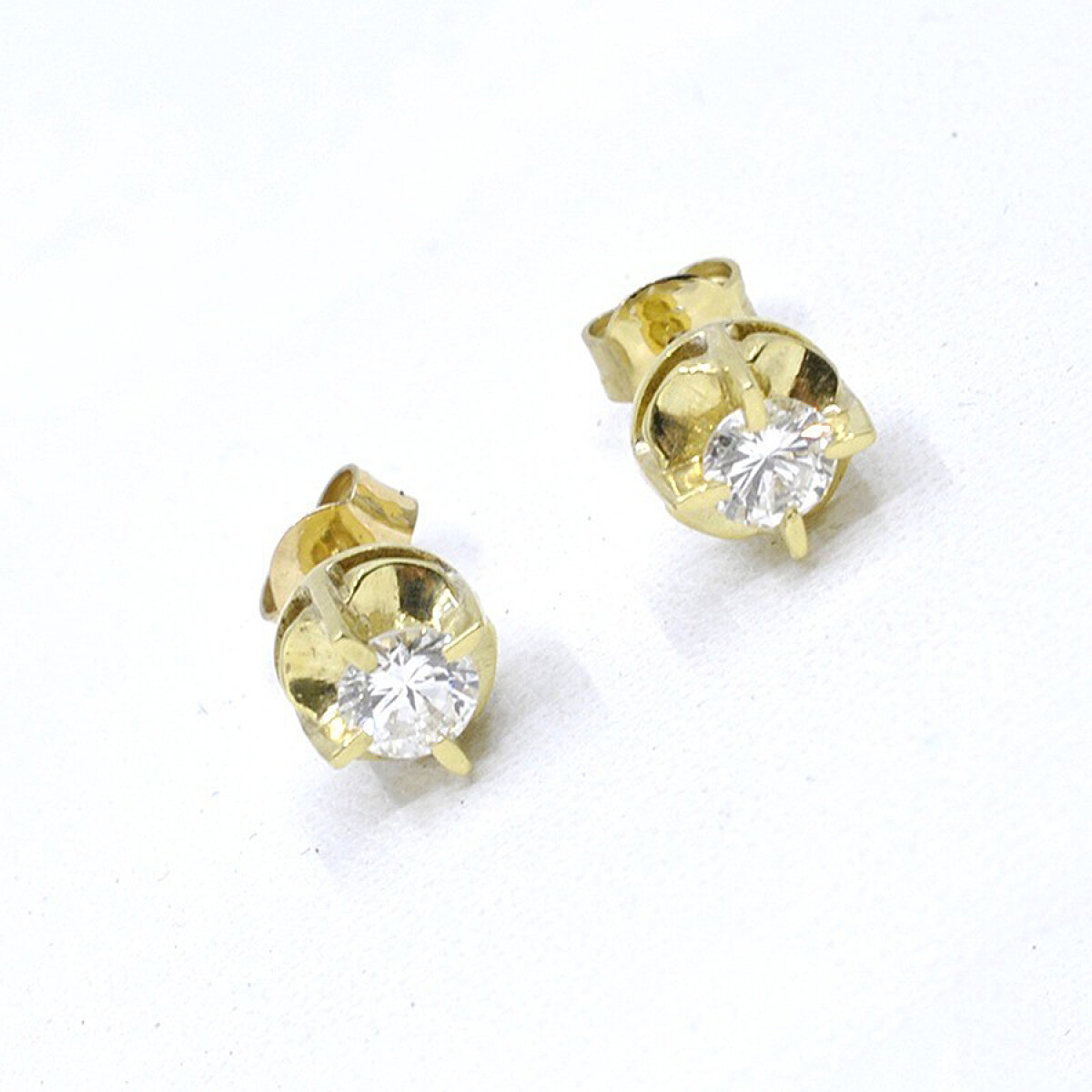 Caravanas En Oro 18K Y Brillantes 