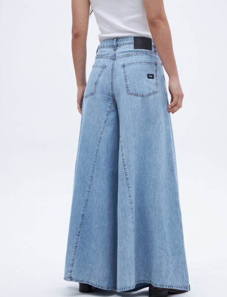 Jean Adela Light Blue 26