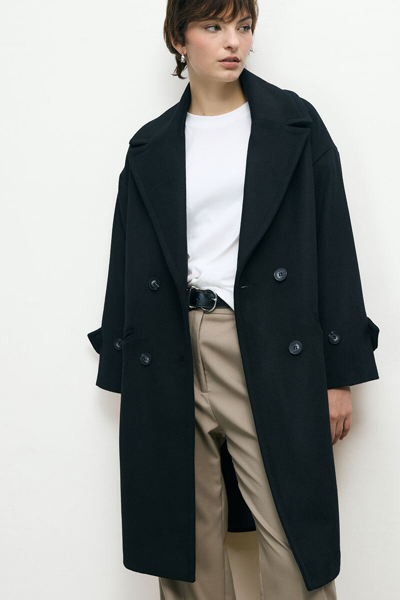 Lirio Black