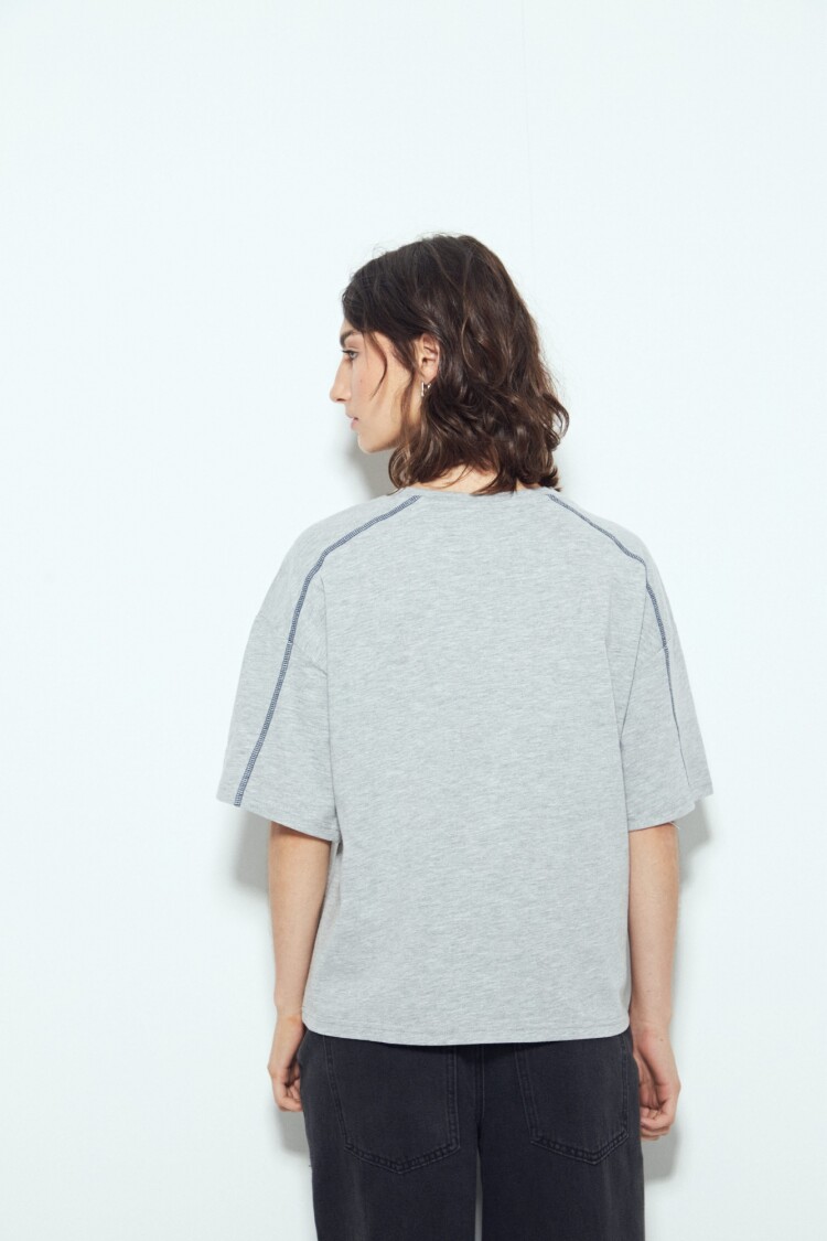 REMERA MAGNOLIO Gris Claro Melange