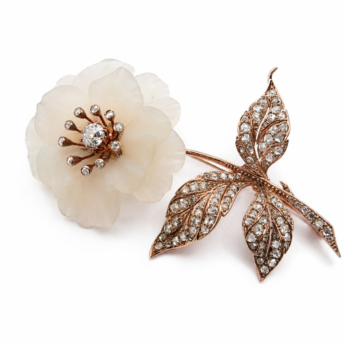 Prendedor Oro 18K, cuarzo blanco, brillante y diamantes 