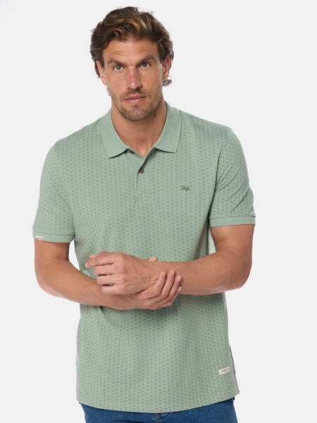 REMERA LEGACY 6027 VERDE