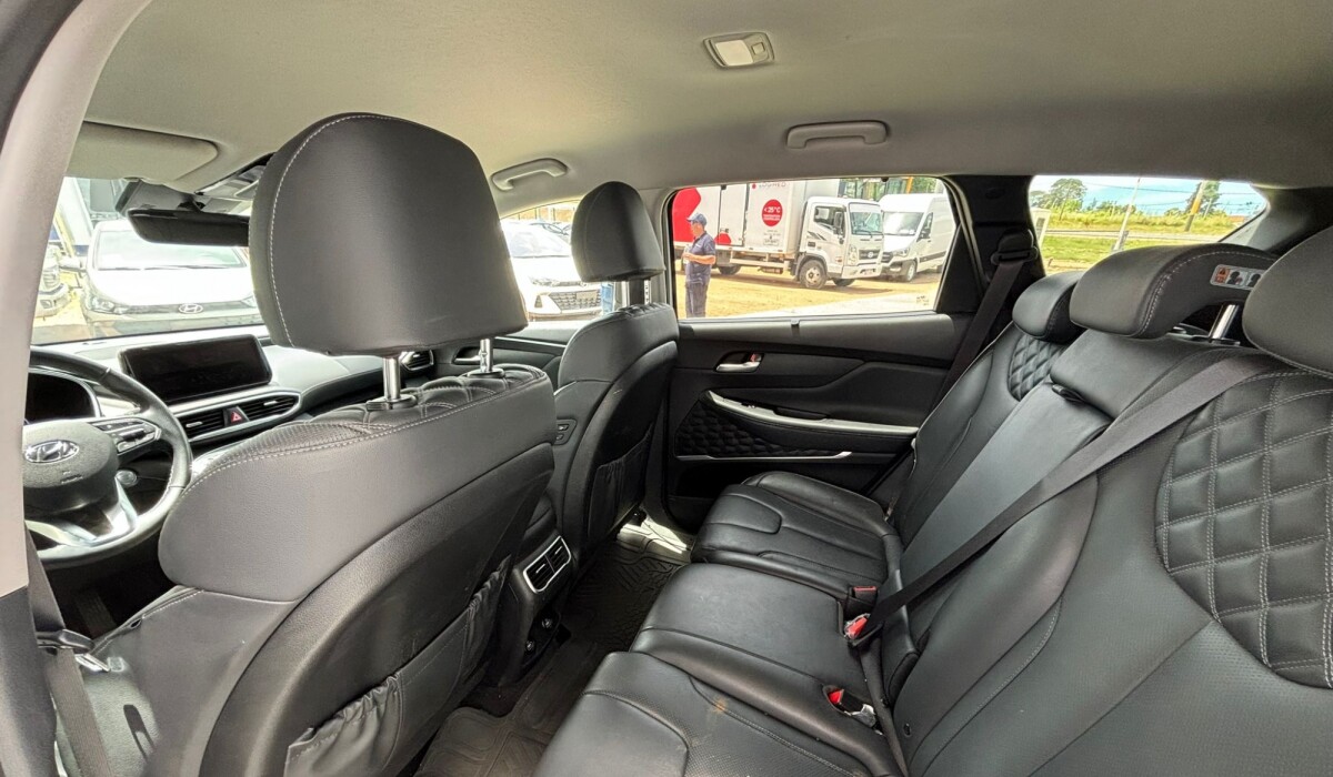Hyundai New Santa Fe 2.5 Premium - 2022 (7Plz) Hyundai New Santa Fe 2.5 Premium - 2022 (7Plz)
