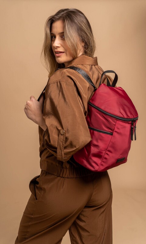 MOCHILA VIOLETA BORDEAUX