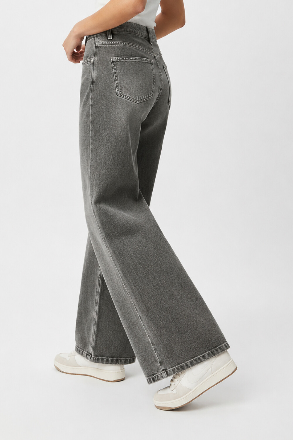 Pantalon Evara Gris Claro