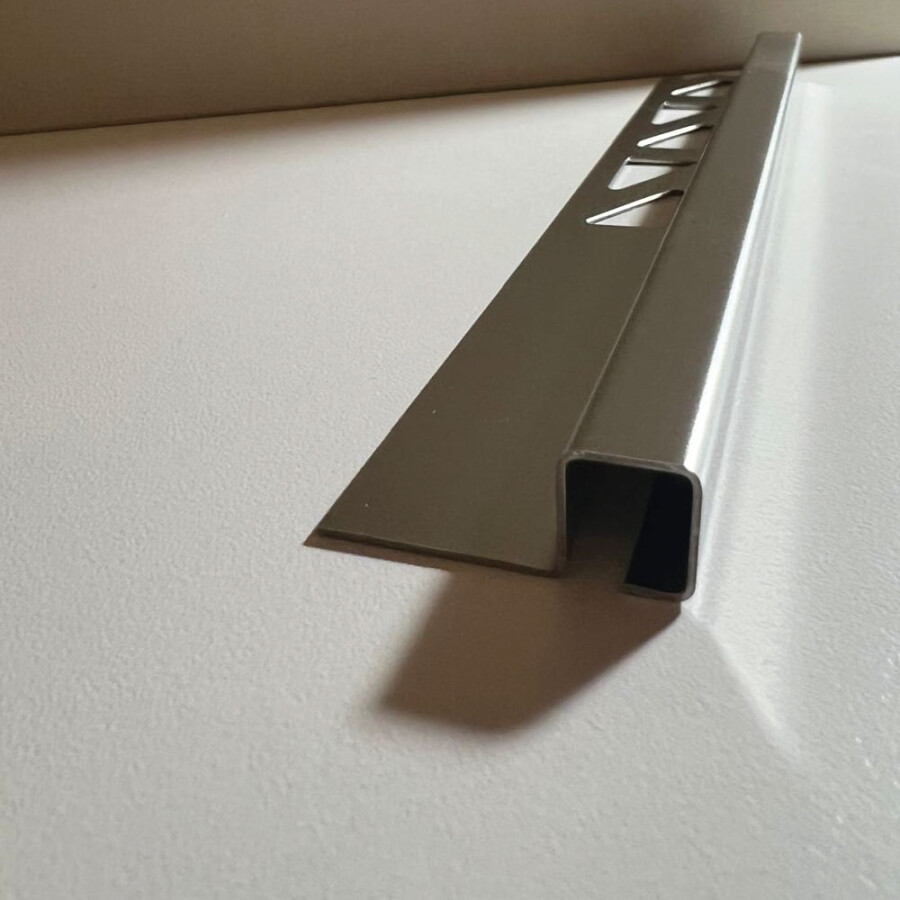 Terminación Cuadrada Acero Brillante Terminación Cuadrada Acero Brillante