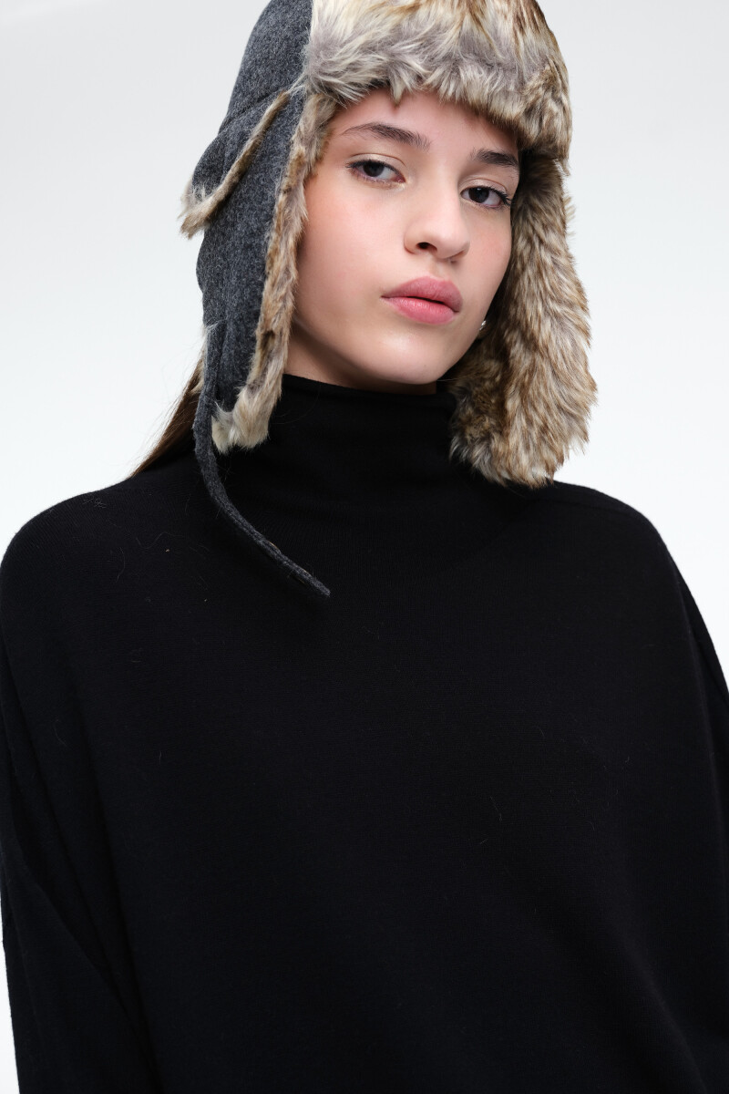 SWEATER CUELLO Negro