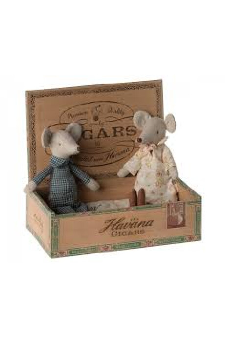 ABUELOS MAILEG EN CAJA GRANDE ABUELOS MAILEG EN CAJA GRANDE