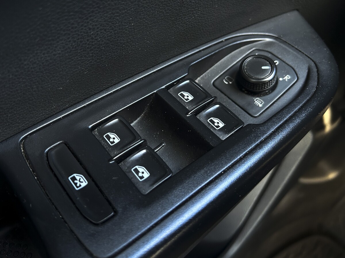 Volkswagen Taos 1.4T EXCELENTE ESTADO! | Permuta / Financia Volkswagen Taos 1.4T EXCELENTE ESTADO! | Permuta / Financia