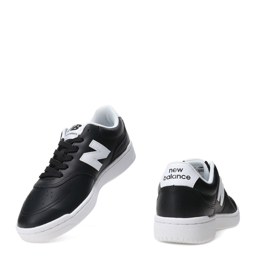 Championes de Mujer New Balance Life Style Negro - Blanco