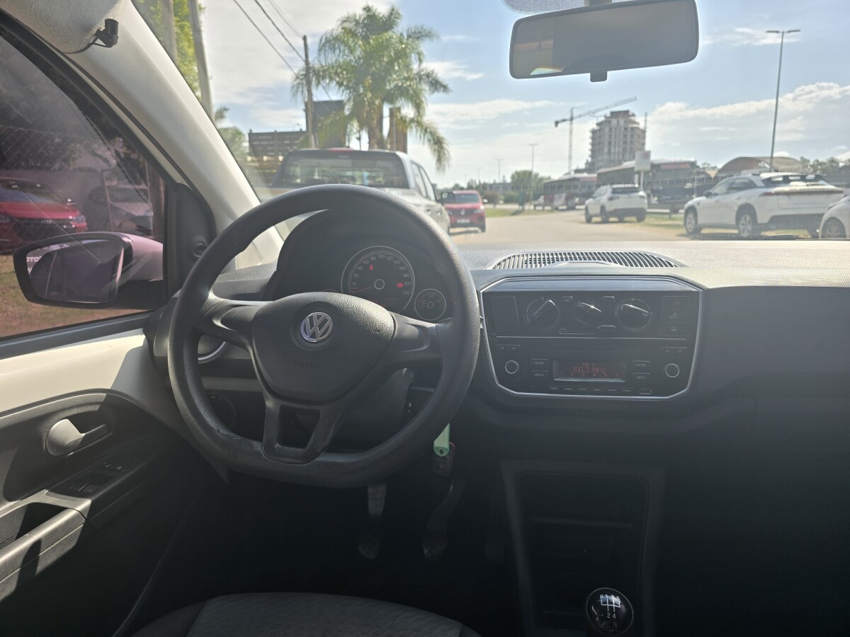 Volkswagen Up Move 1.0 Extra Full | Permuta / Financia Volkswagen Up Move 1.0 Extra Full | Permuta / Financia