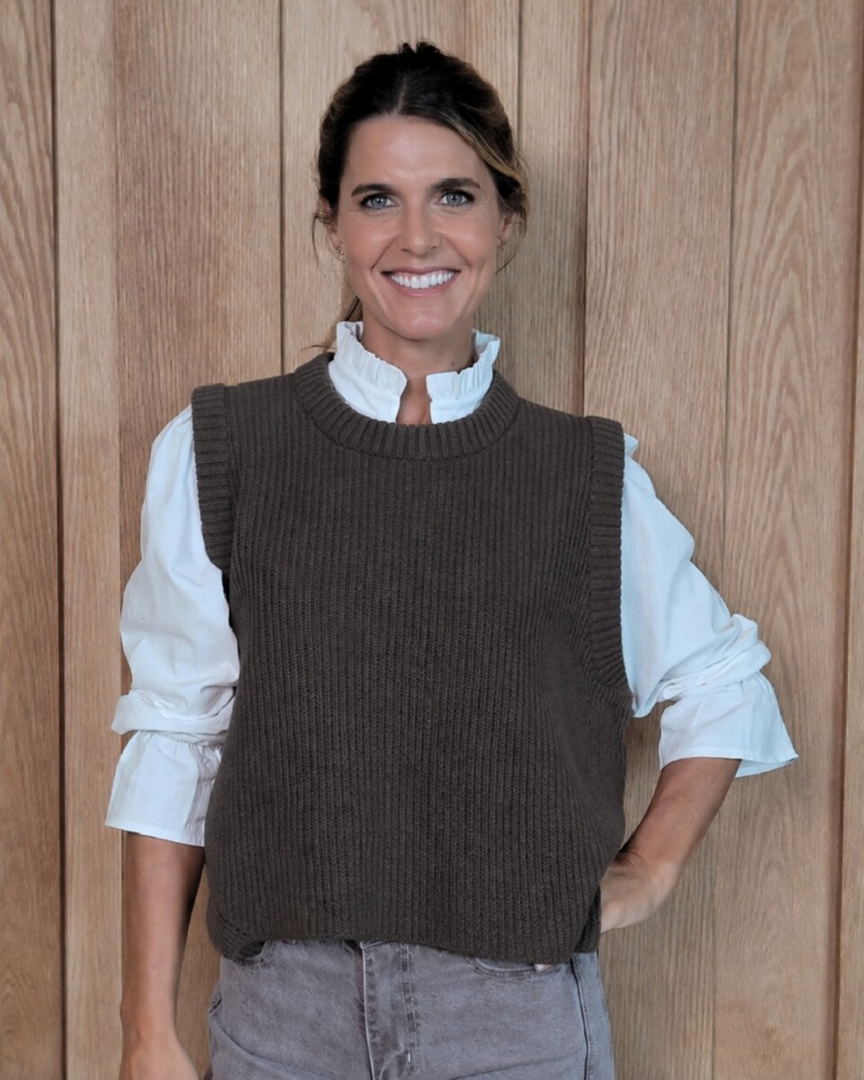 Chaleco Olivia Lambswool - Chocolate 