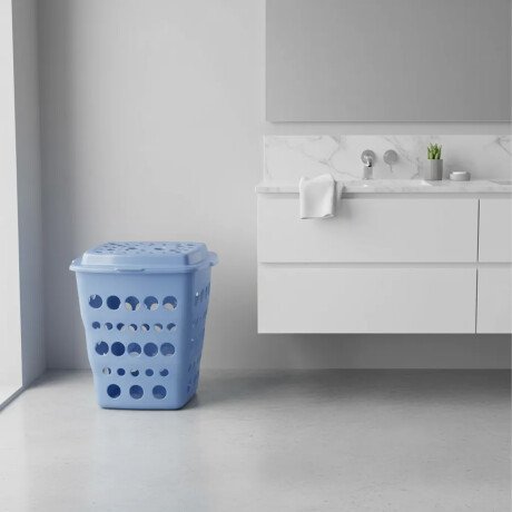 Cesto Canasto Ropa Calado Plástico con Tapa Paramount 55Lt Celeste
