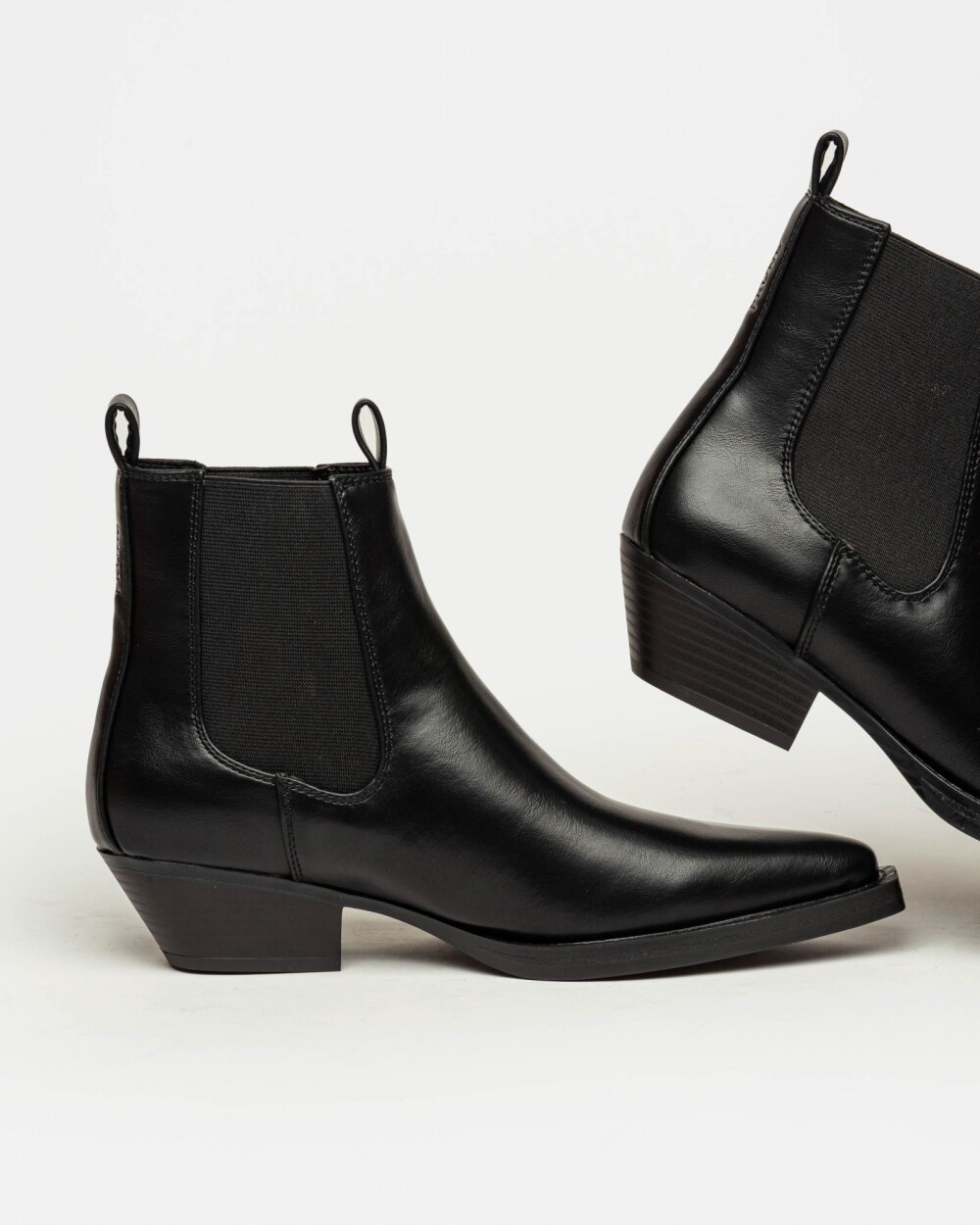 Bota caña baja Jolene en efecto cuero Negro