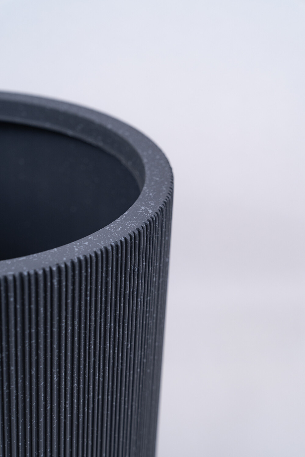 Maceta Loi Color Unico