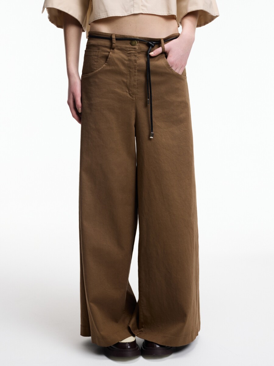 PANTALÓN ANCHO 