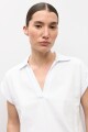 Remera cuello polo blanco