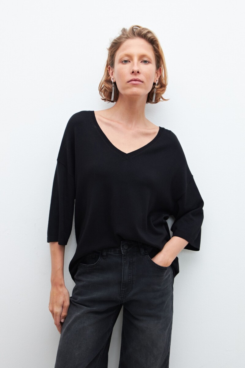 Sweater manga corta negro