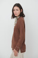 BLUSA ESCOTE V MARRON