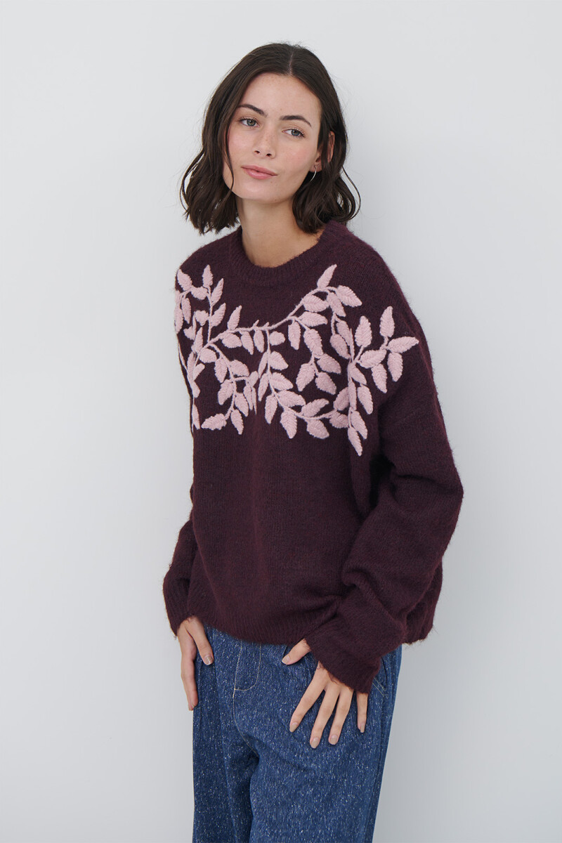 BUZO BORDADO FLOR BURDEOS