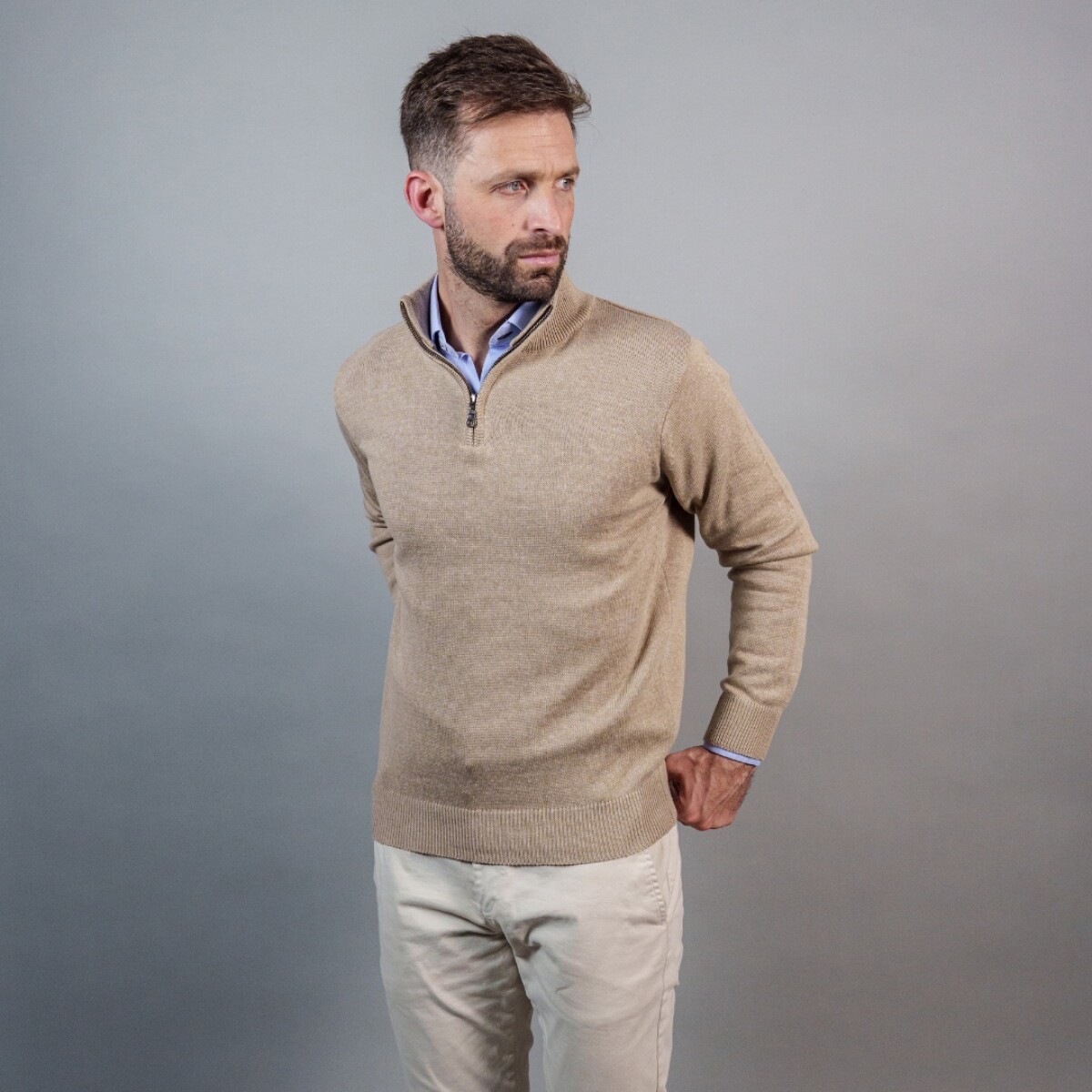 BUZO 1/2 CIERRE - Beige 