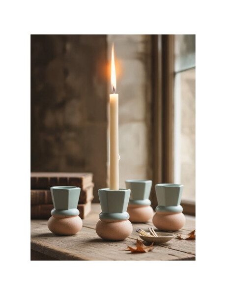 CANDELABRO BOCEL 6.8x6.8x9CM CERAMICA VERDE CANDELABRO BOCEL 6.8x6.8x9CM CERAMICA VERDE