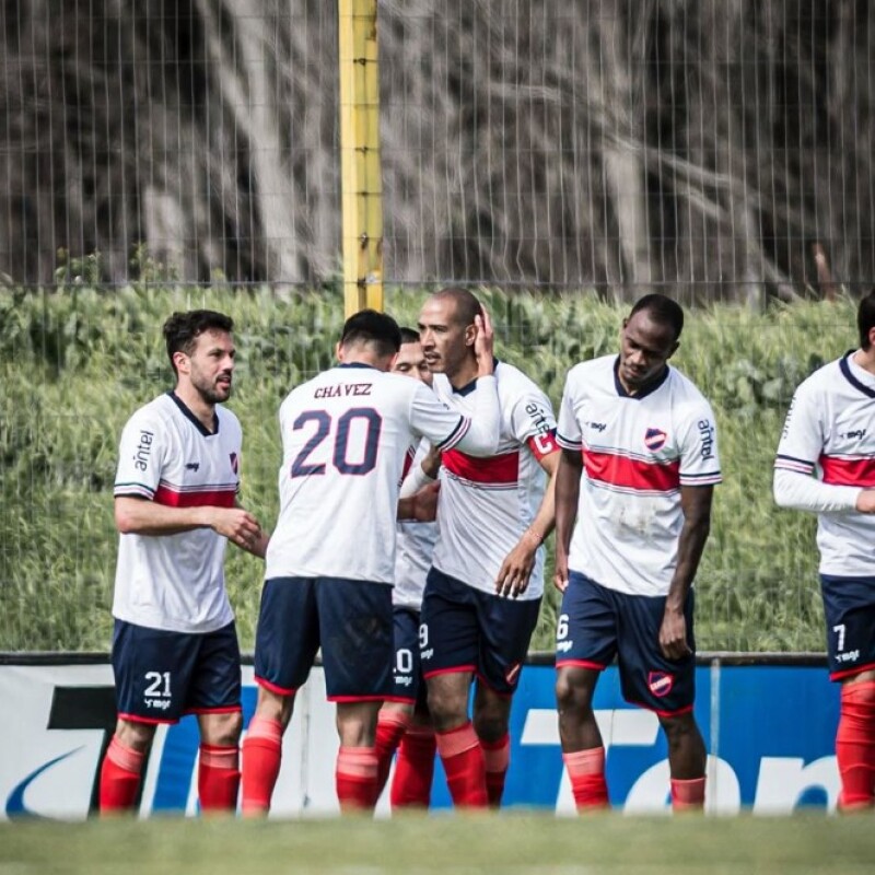 Camiseta Club Atlético Atenas / Alternativa Camiseta Club Atlético Atenas / Alternativa