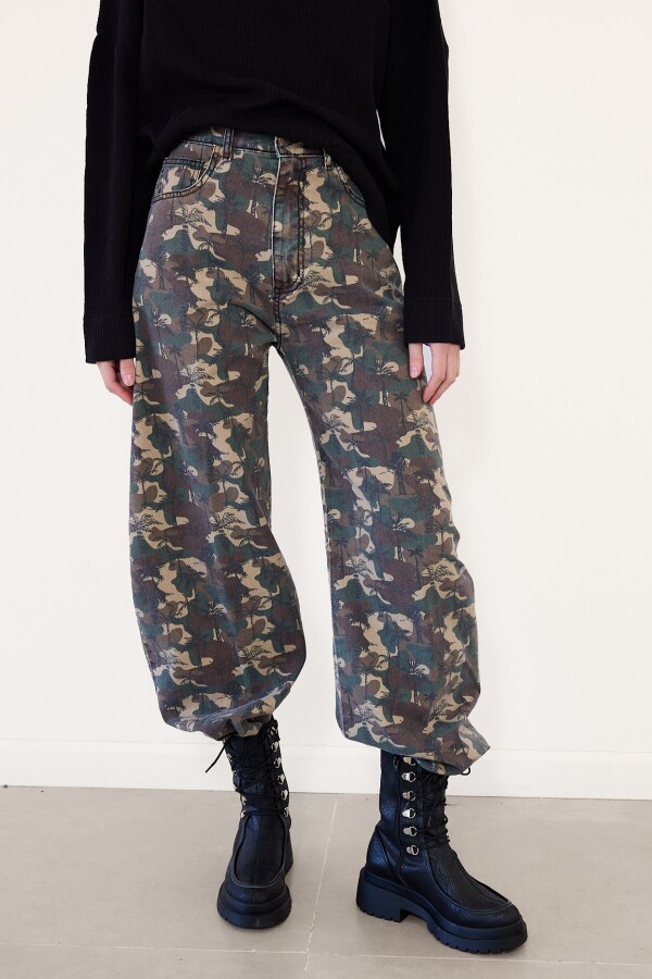 Jean Barrel camuflado Jean Barrel camuflado