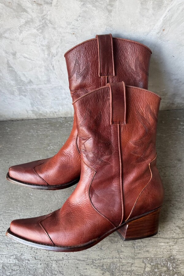 Tejana Ciara Nin Suela