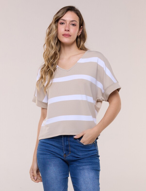 Remera Marinera Escote V BEIGE