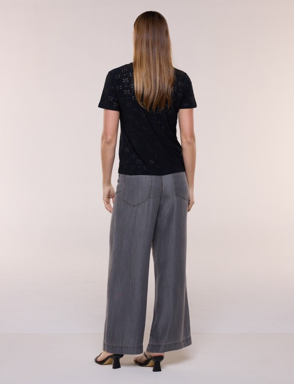 Remera Broderie NEGRO