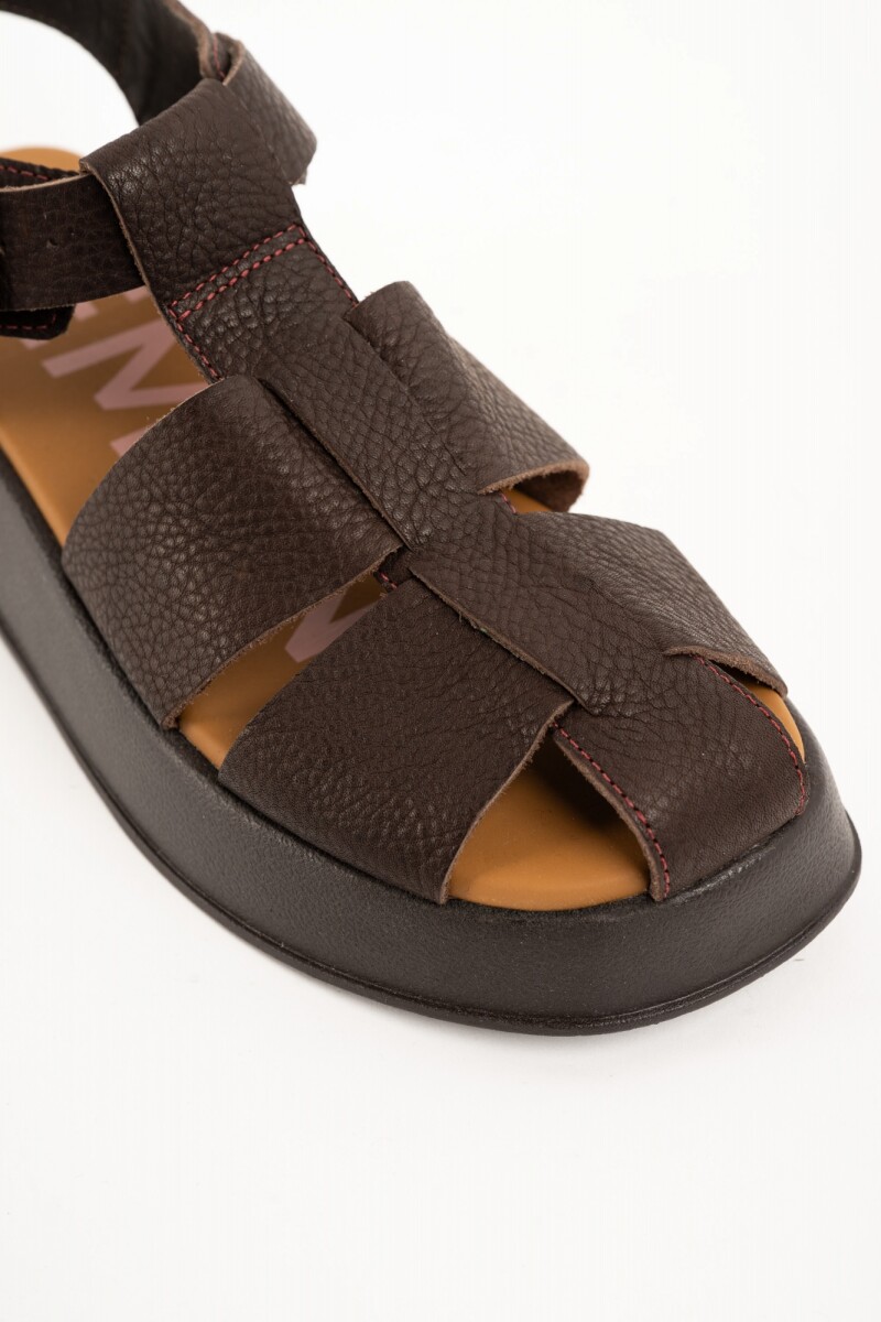 Sandalia Cangrejera Con Plataforma Chocolate