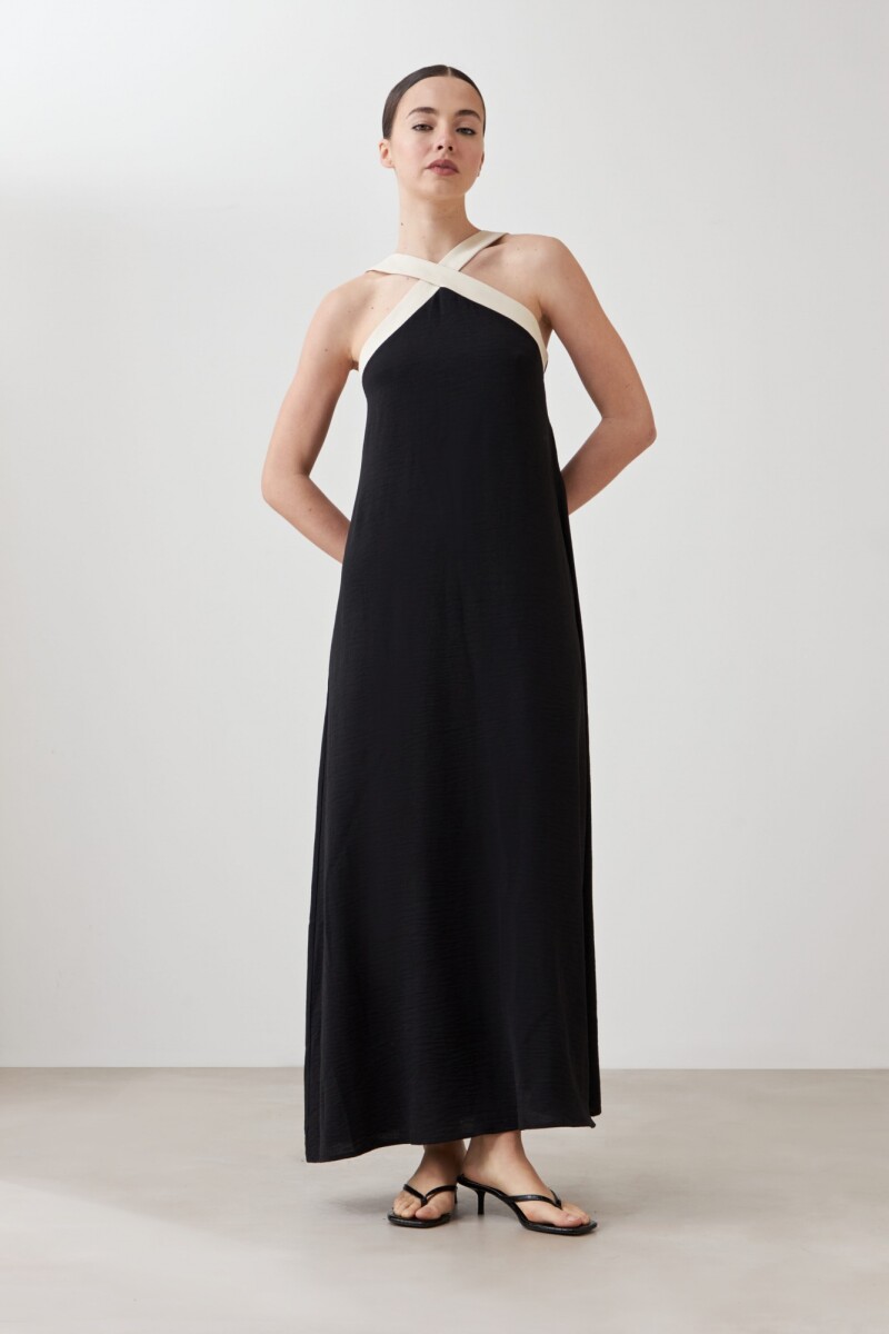 Maxi vestido escote halter bicolor negro