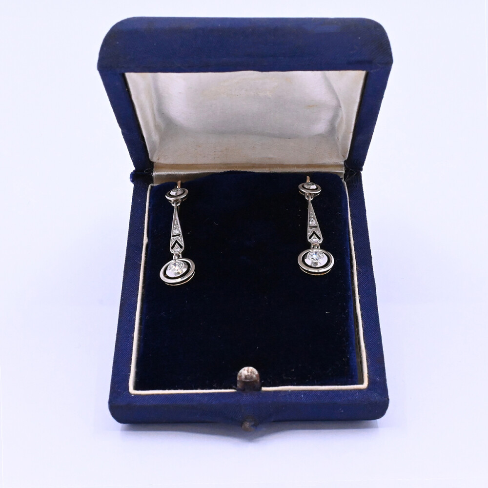 Caravanas oro 18k antiguas con brillantes y diamantes. Caravanas oro 18k antiguas con brillantes y diamantes.