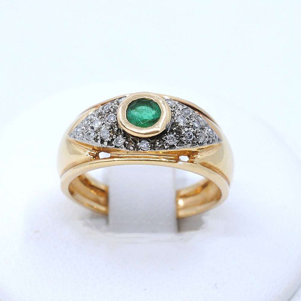 Anillo En Oro 18K, Brillantes Y Esmeralda Anillo En Oro 18K, Brillantes Y Esmeralda
