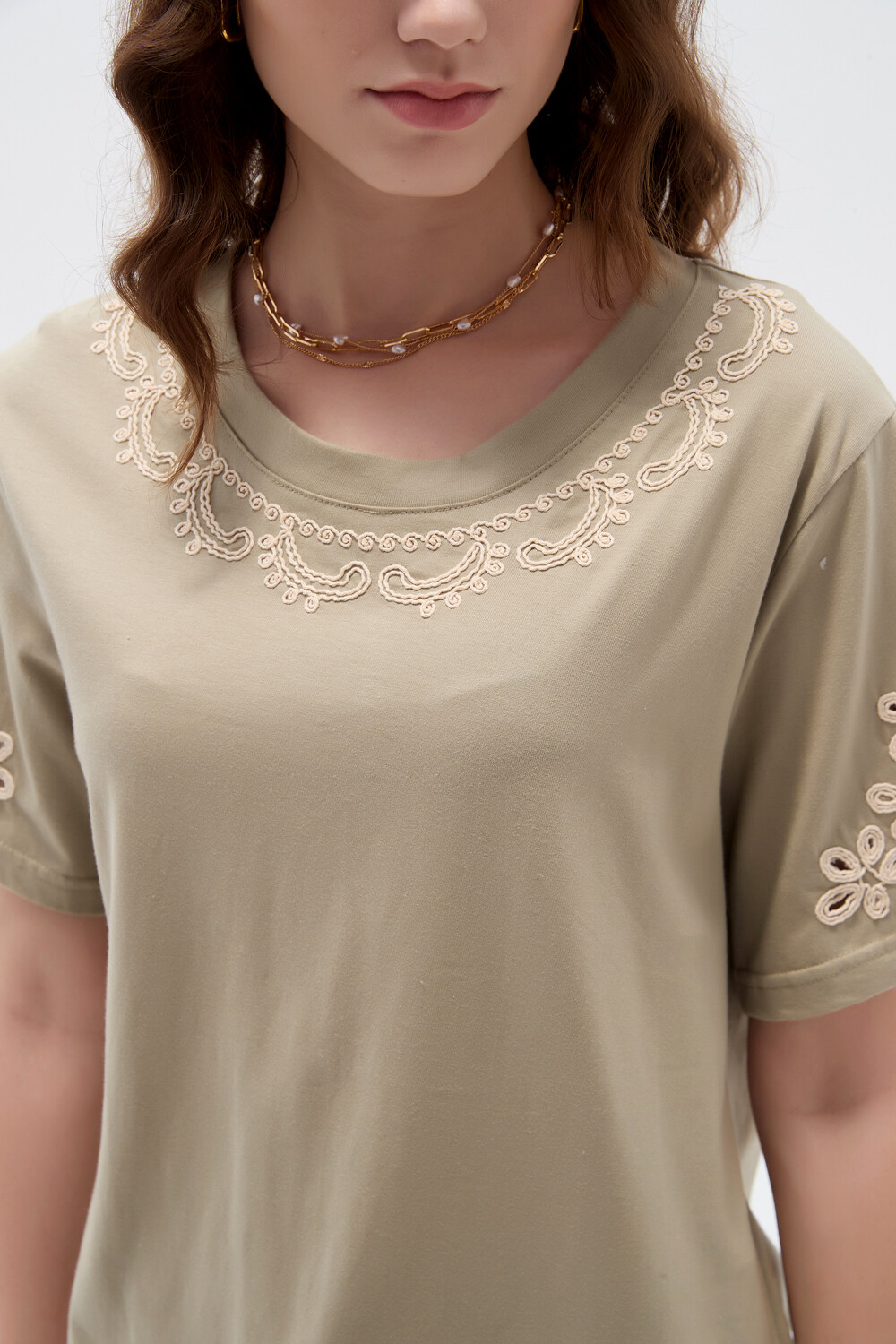 Remera Surnel Verde Grisaceo